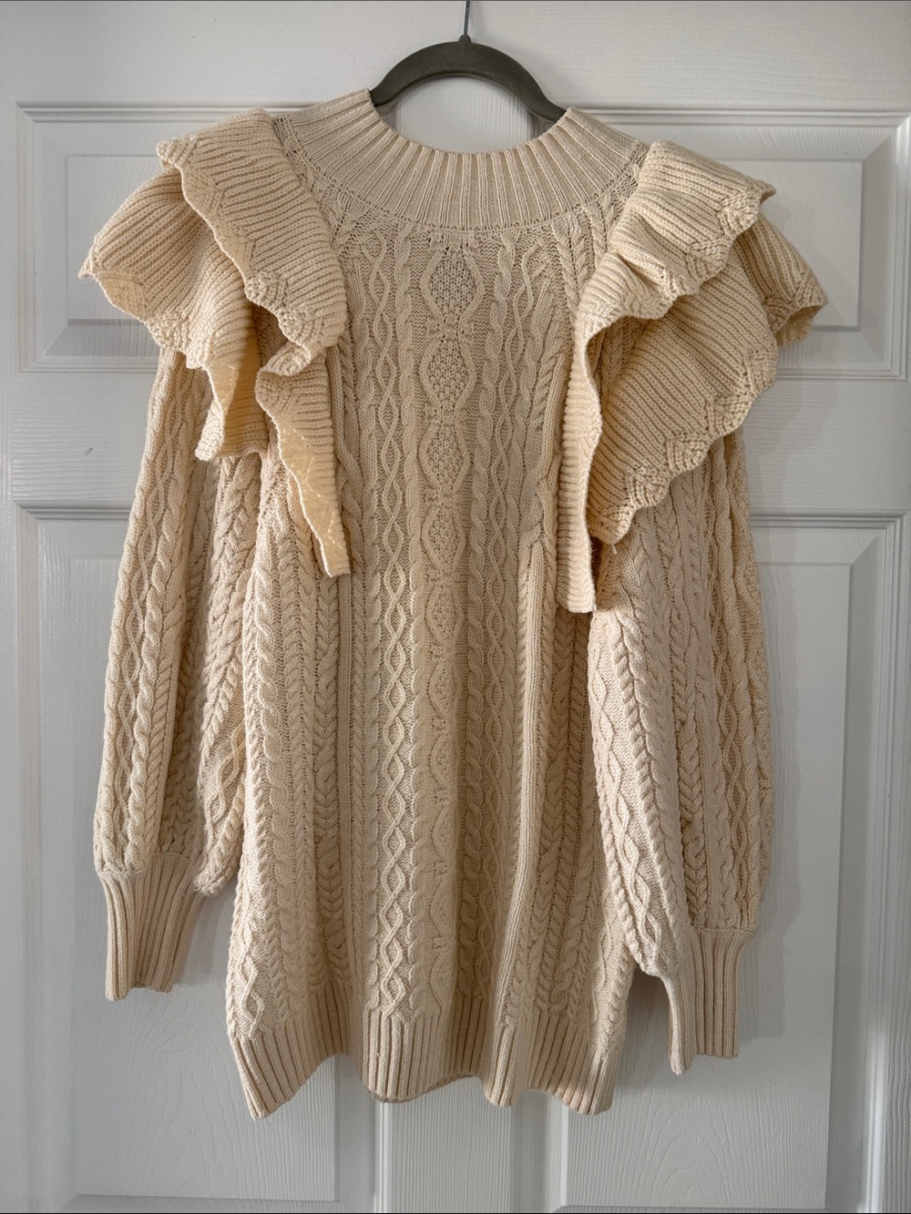 Listicle Cream Ruffle Cable-Knit Scoop Sweater